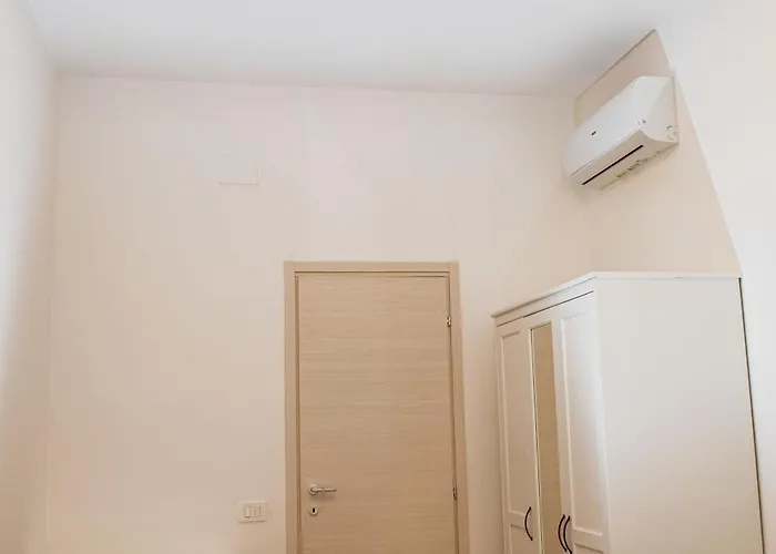 Апартаменты Locazioni Ostiense - Joy House Рим
